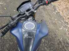 https://riyasewana.com/uploads/yamaha-mt-15-71117224493.jpg