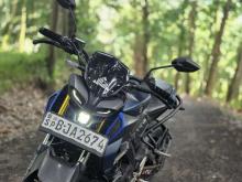 https://riyasewana.com/uploads/yamaha-mt-15-71118146745.jpg