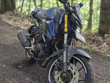https://riyasewana.com/uploads/yamaha-mt-15-71118146844.jpg