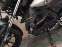 https://riyasewana.com/uploads/yamaha-mt15-6213114649639.jpg