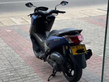 https://riyasewana.com/uploads/yamaha-n-max-1812435319815.jpg