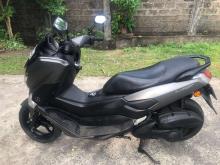 https://riyasewana.com/uploads/yamaha-n-max-61601386744.jpg