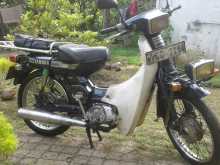 Yamaha News Mate 2000 Motorbike