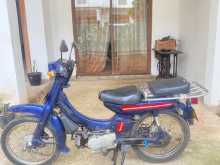 Yamaha Mate V50 1995 Motorbike