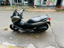 https://riyasewana.com/uploads/yamaha-nmax-141539234293.jpg