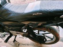 Bajaj Pulsar 180 2006 Motorbike