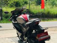 https://riyasewana.com/uploads/yamaha-r-15-101109011596.jpg