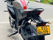 https://riyasewana.com/uploads/yamaha-r-15-221026341465.jpg