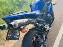 Yamaha R1 2008 Motorbike