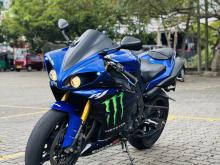 https://riyasewana.com/uploads/yamaha-r1-19152619866.jpg