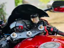 https://riyasewana.com/uploads/yamaha-r1-19483713243.jpg