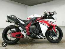 Yamaha R1 2010 Motorbike