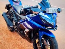 Yamaha R15 2015 Motorbike