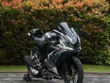 Yamaha R15 2020 Motorbike