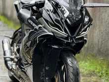 https://riyasewana.com/uploads/yamaha-r15-1413484122772.jpg