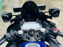 https://riyasewana.com/uploads/yamaha-r15-1715593713734.jpg