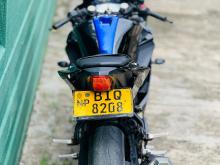 https://riyasewana.com/uploads/yamaha-r15-1716000719865.jpg
