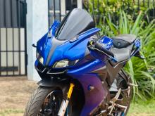 Yamaha R15 2019 Motorbike
