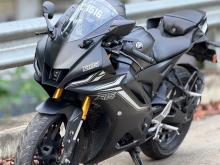 Yamaha R15 2025 Motorbike