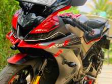 Yamaha R15 2018 Motorbike