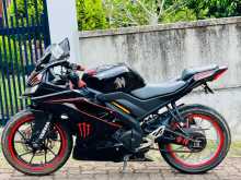 https://riyasewana.com/uploads/yamaha-r15-2617472913643.jpg