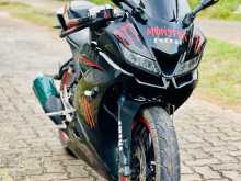 https://riyasewana.com/uploads/yamaha-r15-2617472913994.jpg