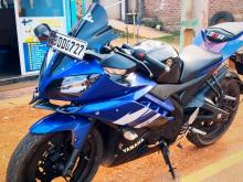Yamaha R15 2015 Motorbike