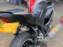 https://riyasewana.com/uploads/yamaha-r15-40172622812.jpg