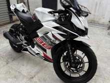 https://riyasewana.com/uploads/yamaha-r15-65470922602.jpg