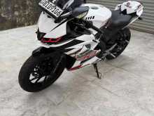 Yamaha R15 2019 Motorbike