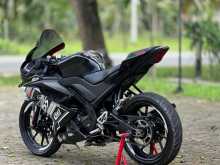https://riyasewana.com/uploads/yamaha-r15-68484113484.jpg