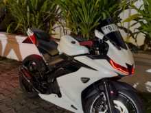 Yamaha R15 2019 Motorbike