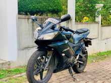 Yamaha R15 V2 2017 Motorbike