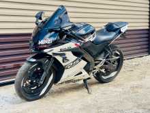 https://riyasewana.com/uploads/yamaha-r15-v3-214463413872.jpg