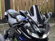 https://riyasewana.com/uploads/yamaha-r15-v3-2716263124391.jpg