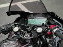 https://riyasewana.com/uploads/yamaha-r15-v3-300353413463.jpg