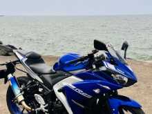 Yamaha R25 Japan 2022 Motorbike