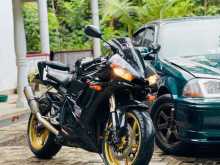 Yamaha R6 2006 Motorbike
