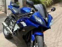 Yamaha R6 2012 Motorbike