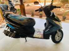 https://riyasewana.com/uploads/yamaha-ray-1014061513293.jpg