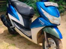 https://riyasewana.com/uploads/yamaha-ray-113144313662.jpg