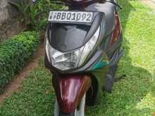 Yamaha Ray 2015 Motorbike