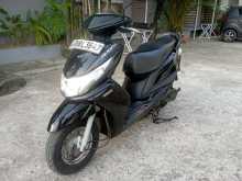 Yamaha Ray 2014 Motorbike