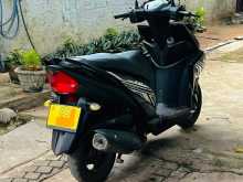 https://riyasewana.com/uploads/yamaha-ray-1413461313032.jpg