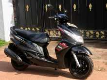 Yamaha Ray 2014 Motorbike