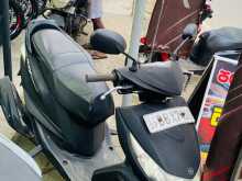Yamaha Ray 2015 Motorbike