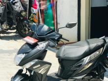 Yamaha RAY 2018 Motorbike