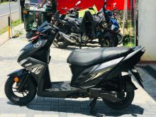 https://riyasewana.com/uploads/yamaha-ray-21820358422.jpg