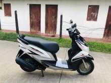 Yamaha Ray 2014 Motorbike