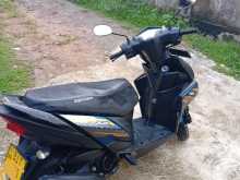 https://riyasewana.com/uploads/yamaha-ray-221958234862.jpg